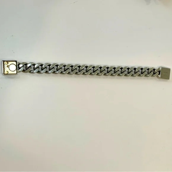 Fendi FF Logo Chain Link Bracelet In Silver And Gold Tone Metal, Size Small - Picture 5 of 12
